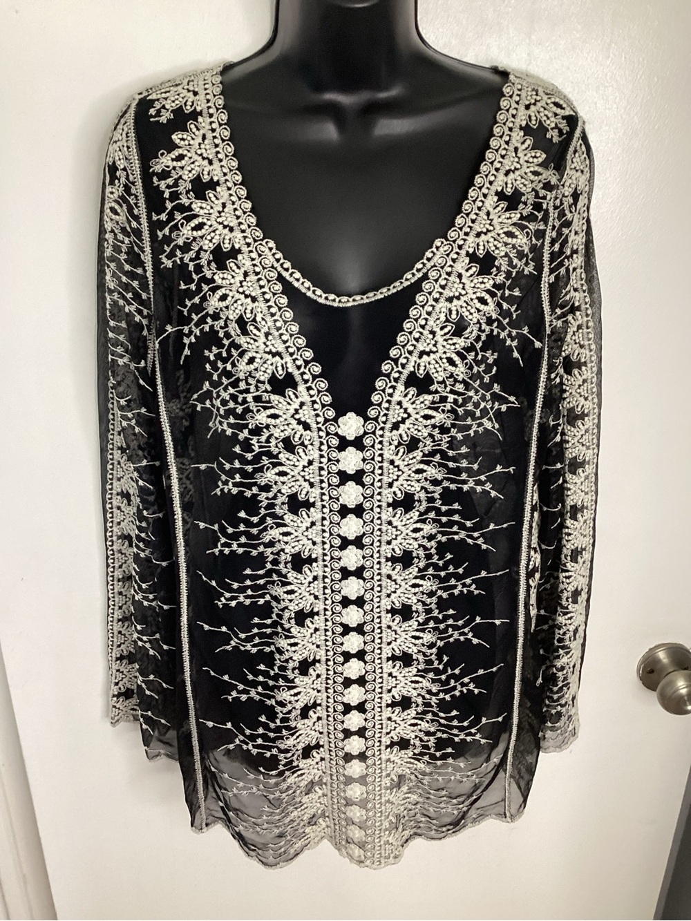 Sioni Black Tunic with Ivory Embroidery L